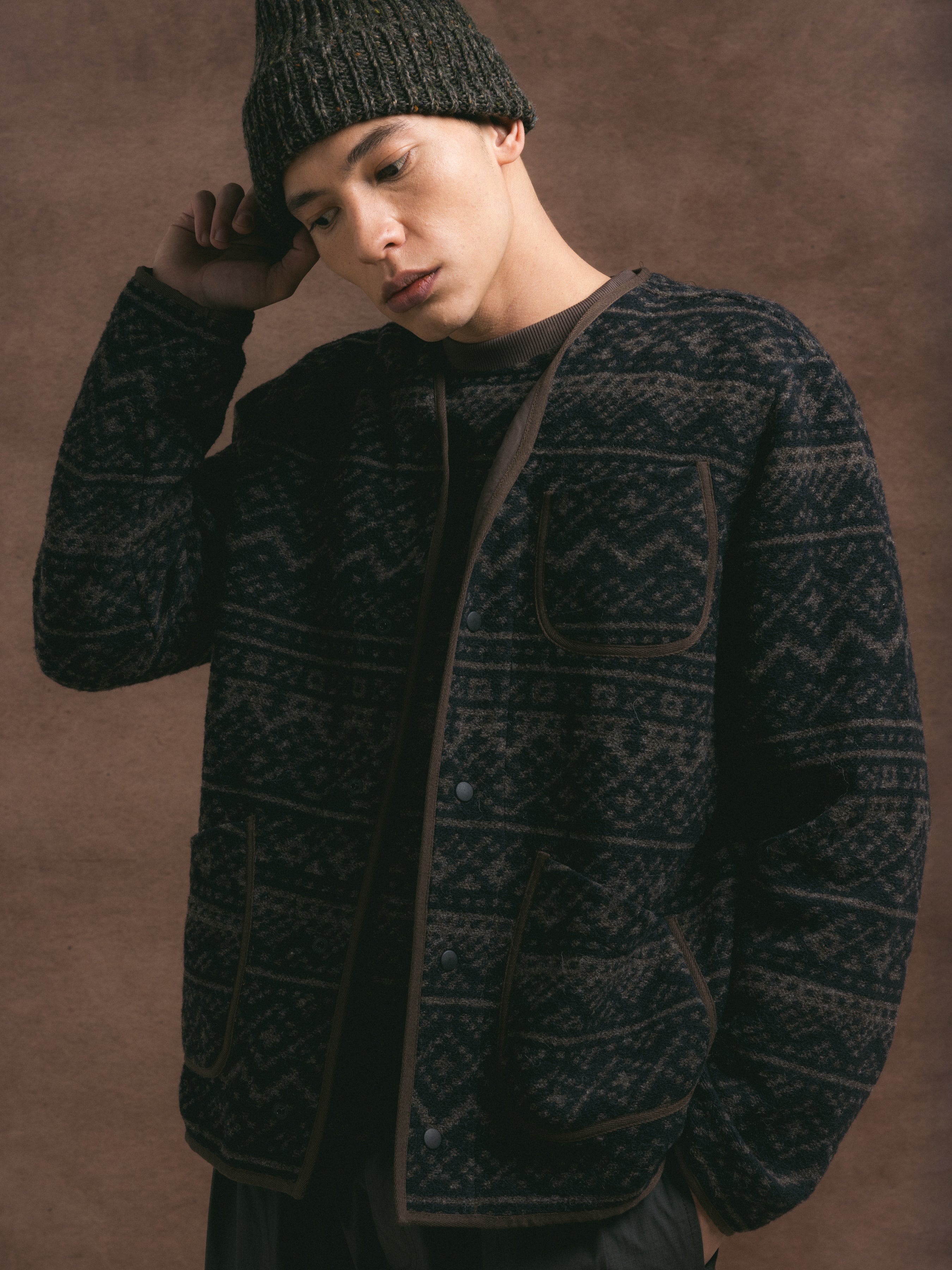 Neist Cardigan in Peat / Black Knitted Fairisle