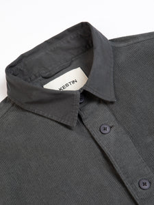 The collar of the KESTIN Rosyth Overshirt in charcoal grey.