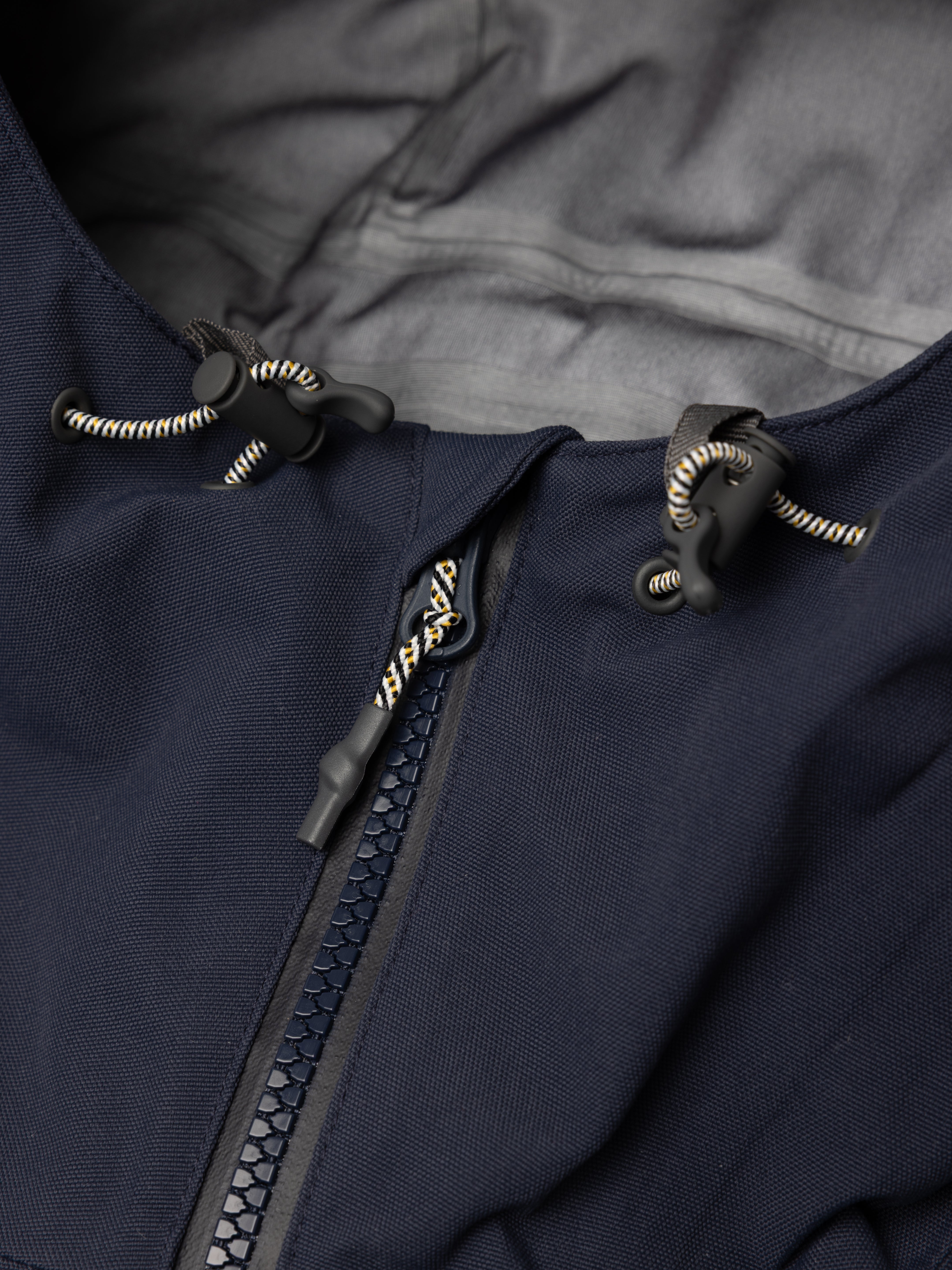 Glenbarr Waterproof Jacket in Dark Navy Recycled Canvas