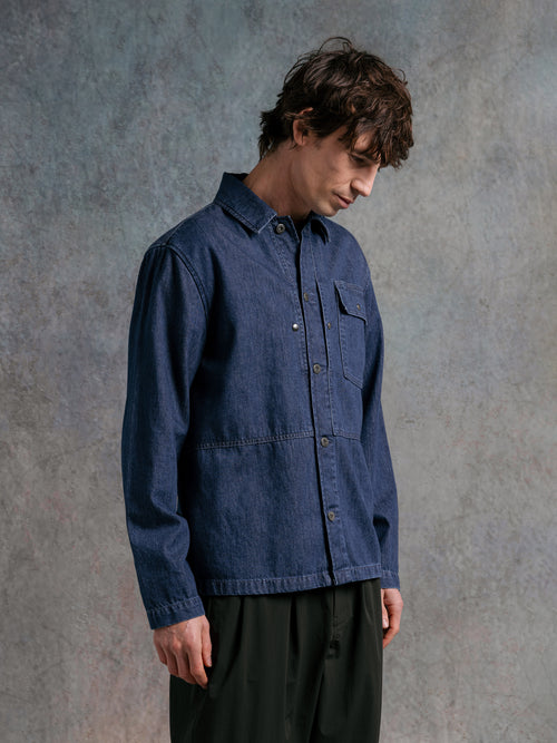 Barra Overshirt in Washed Denim