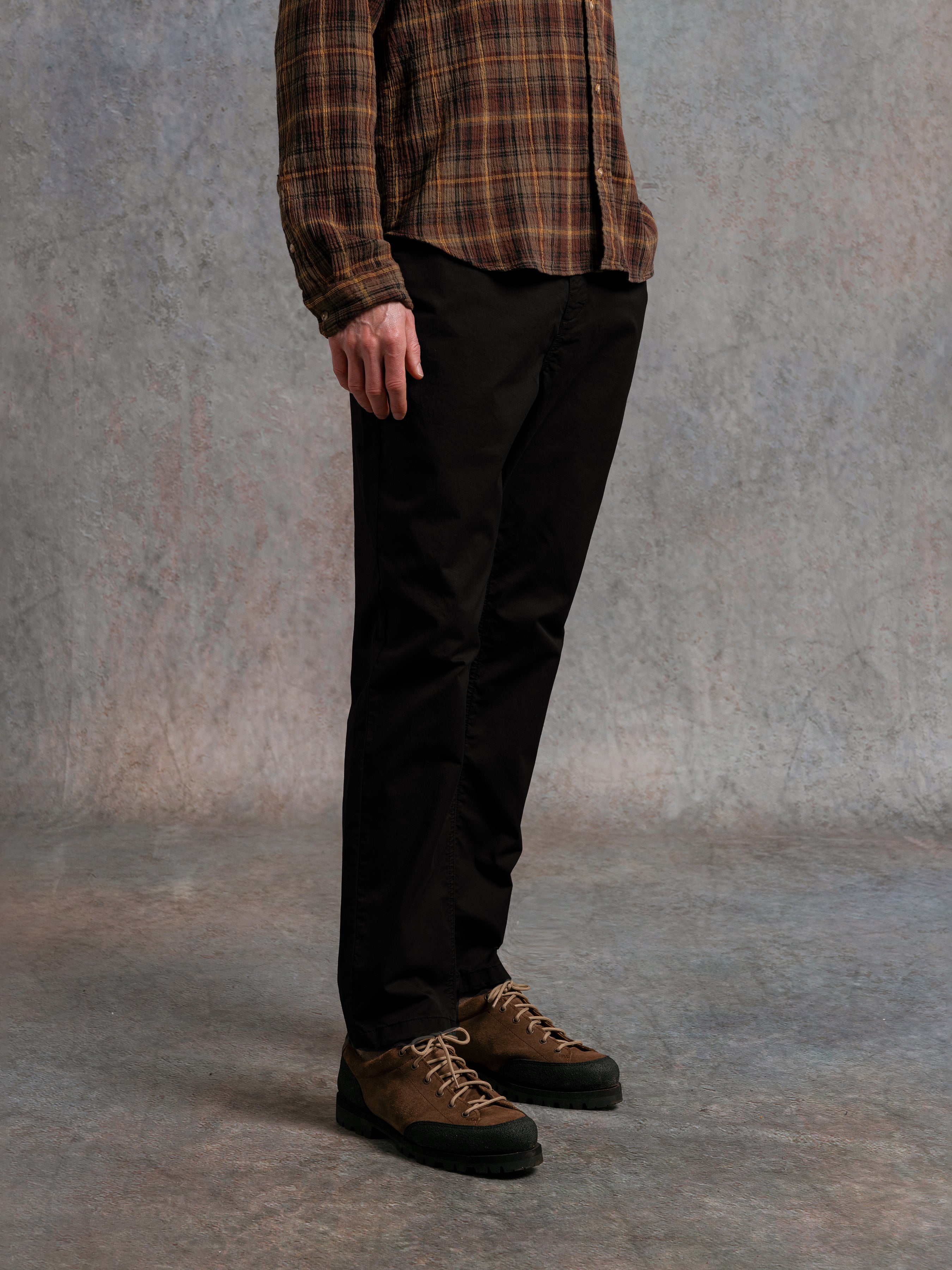 Inverness Trouser in Black Cotton Twill