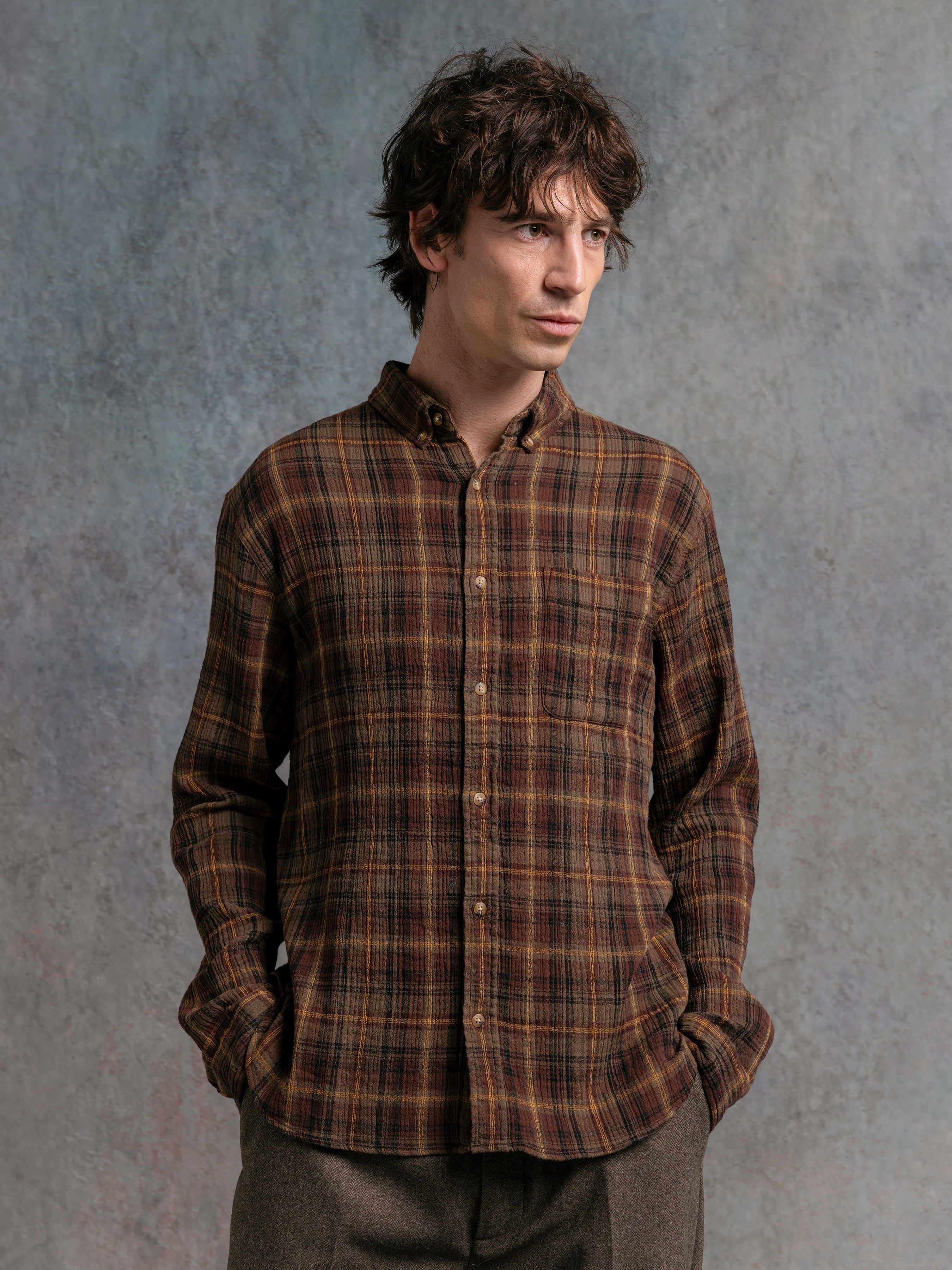 Raeburn Button Down Shirt in Overcheck Brown Seersucker