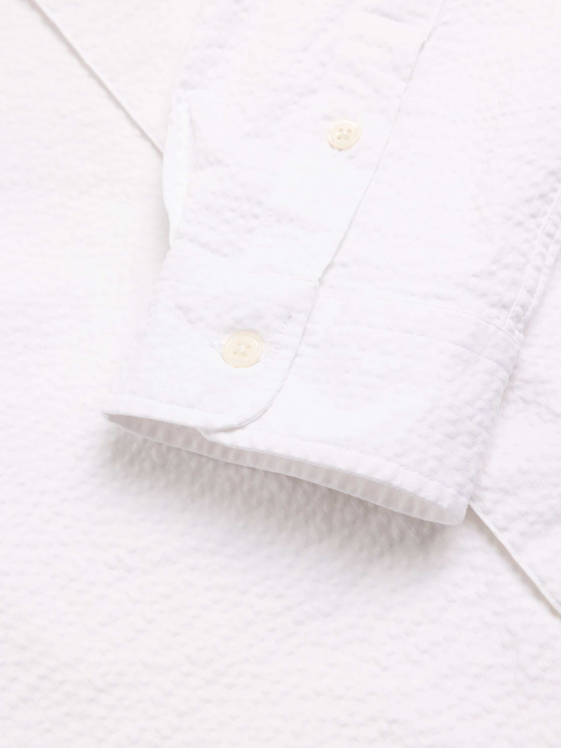 Dirleton Shirt in White Stretch Seersucker