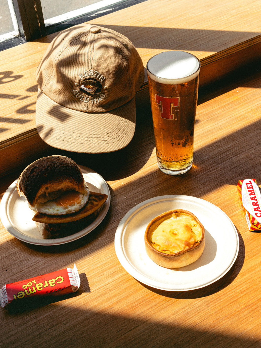 KESTIN x Auld Hag Leuchars Cap in Tan Twill