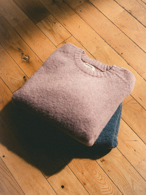 Brushed Shetland Crew in Pale Pink Lambswool