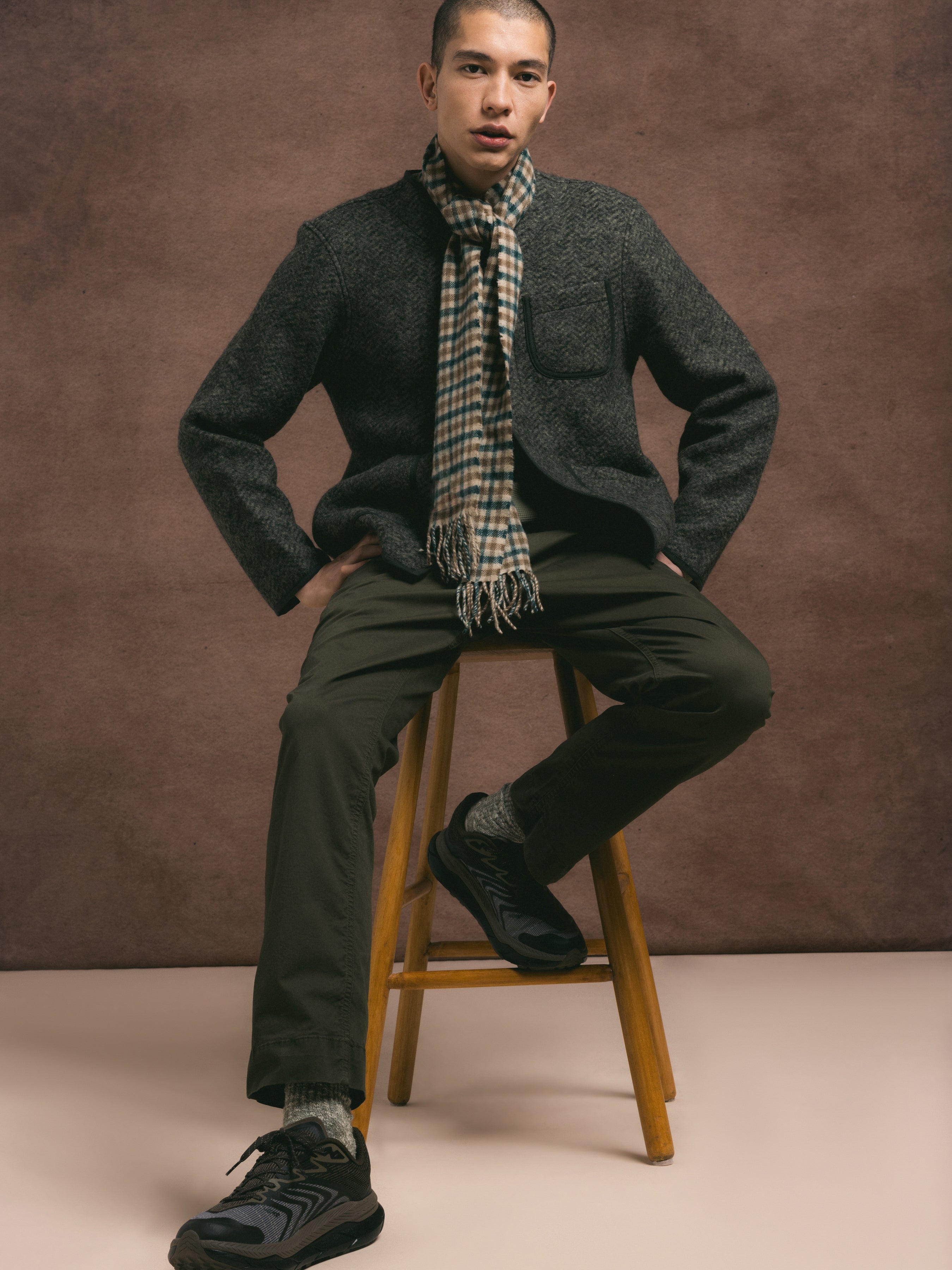 Neist Cardigan in Moss Wool Herringbone