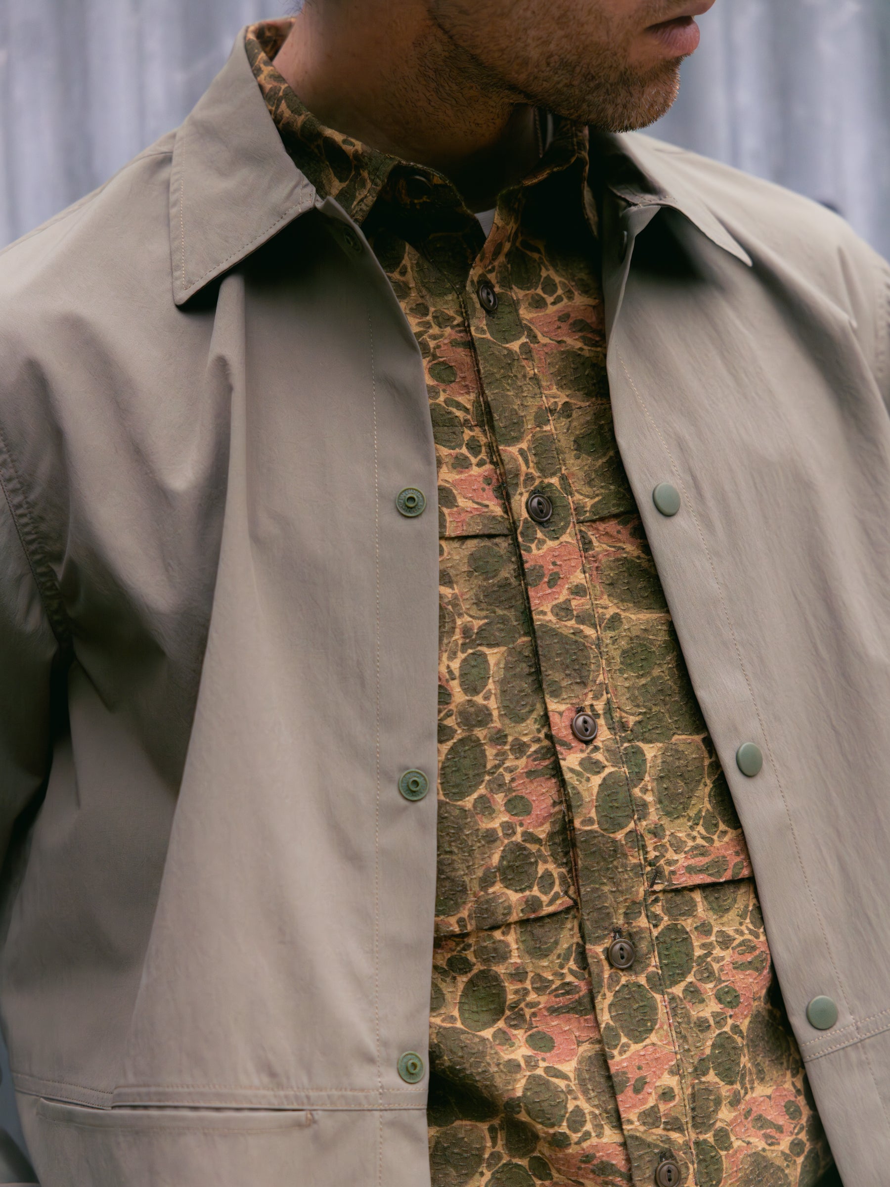 Taymount Overshirt in Olive Marble Textured Cotton