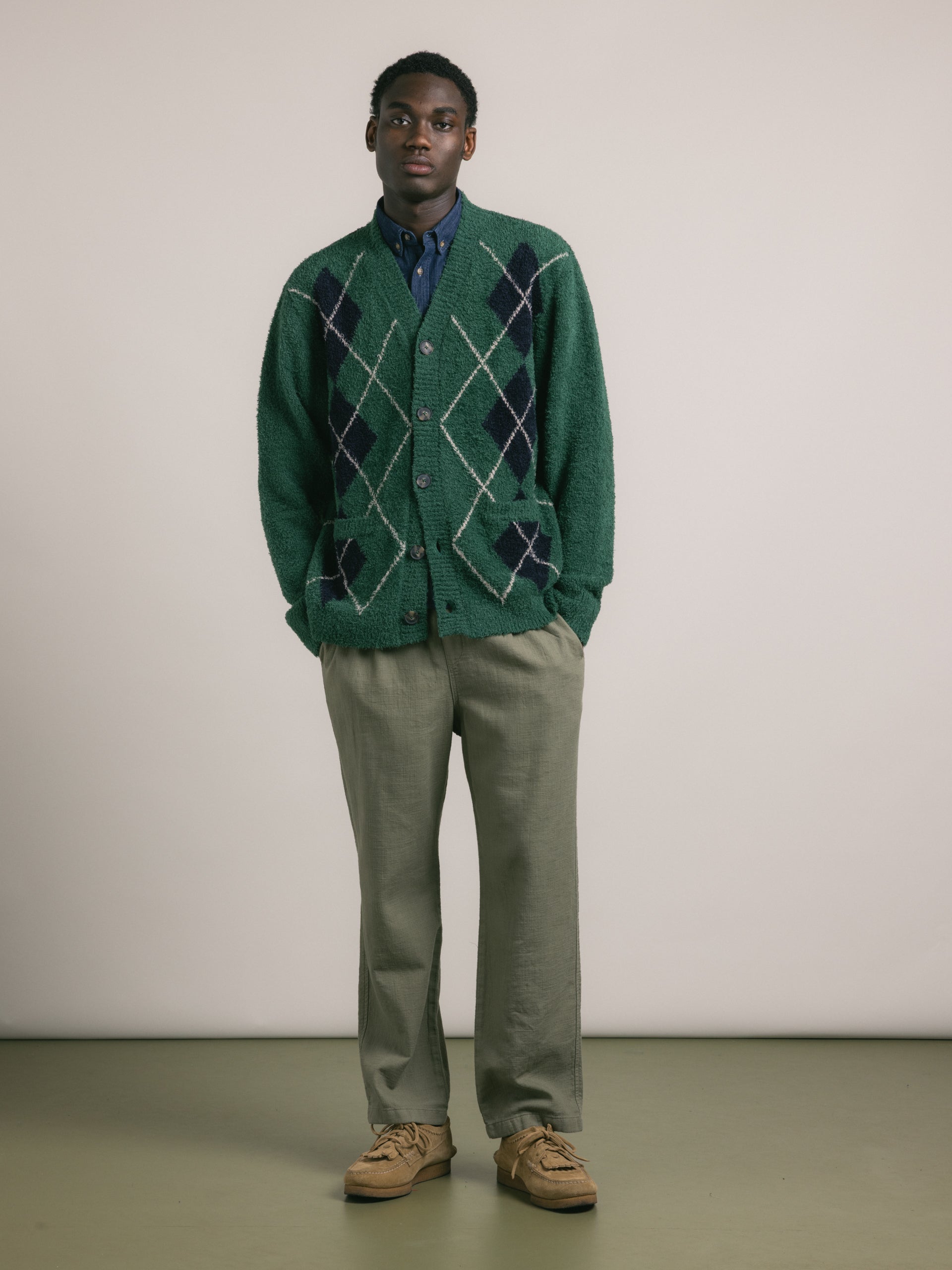 Muirfield Argyle Cardigan in Collegiate Green Organic Cotton – Kestin