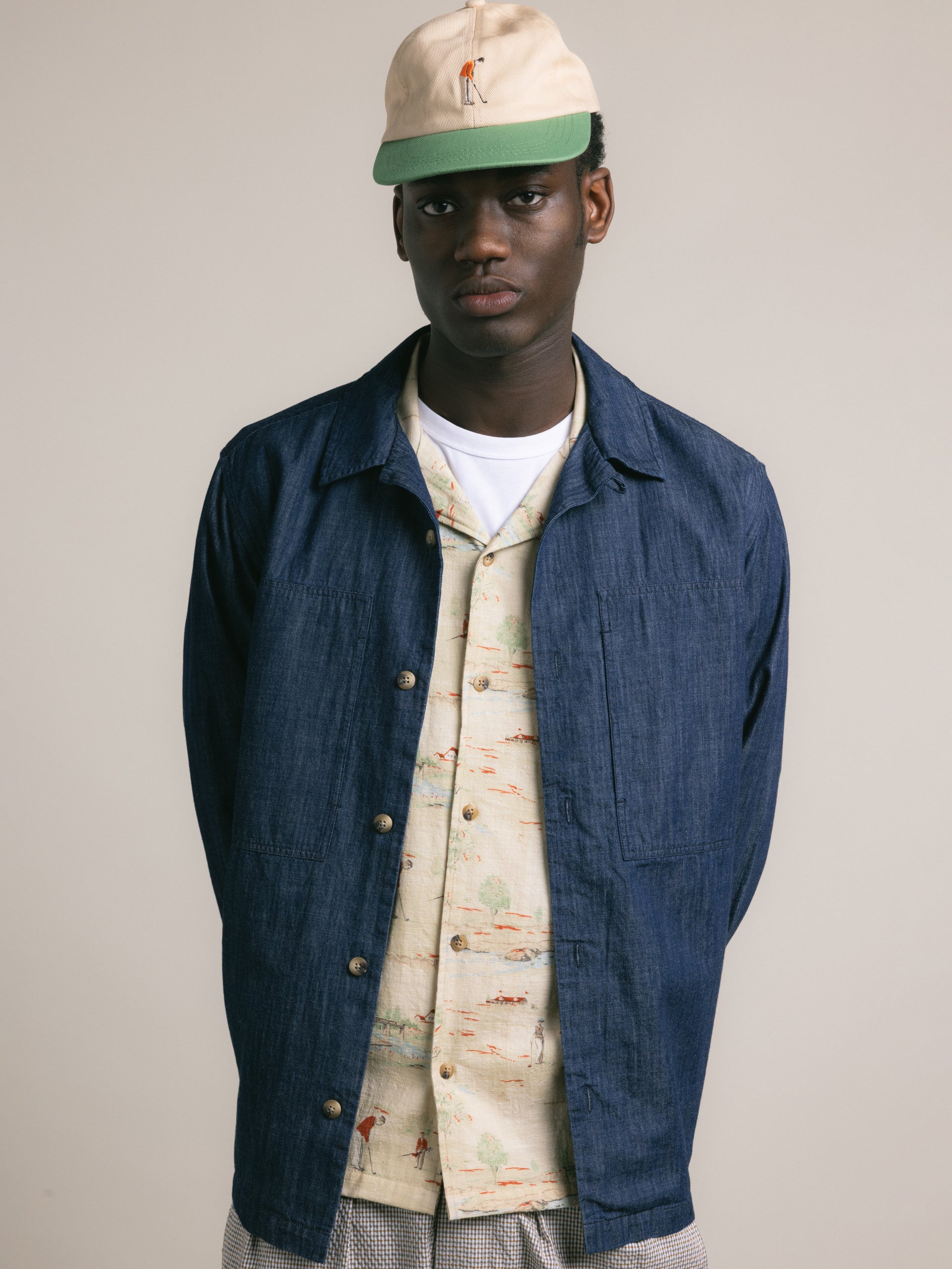 Leuchars Cap in Stone / Green Golf Embroidery