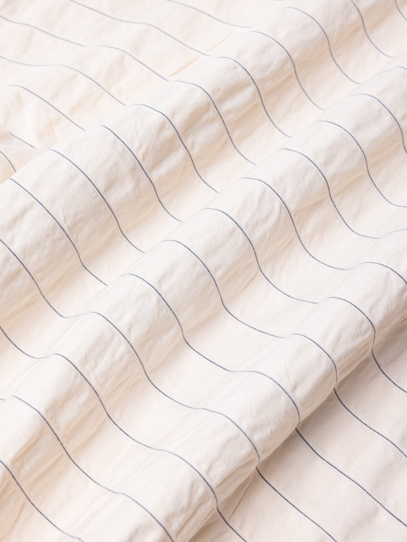 Dirleton Shirt in Ecru Seersucker Stripe