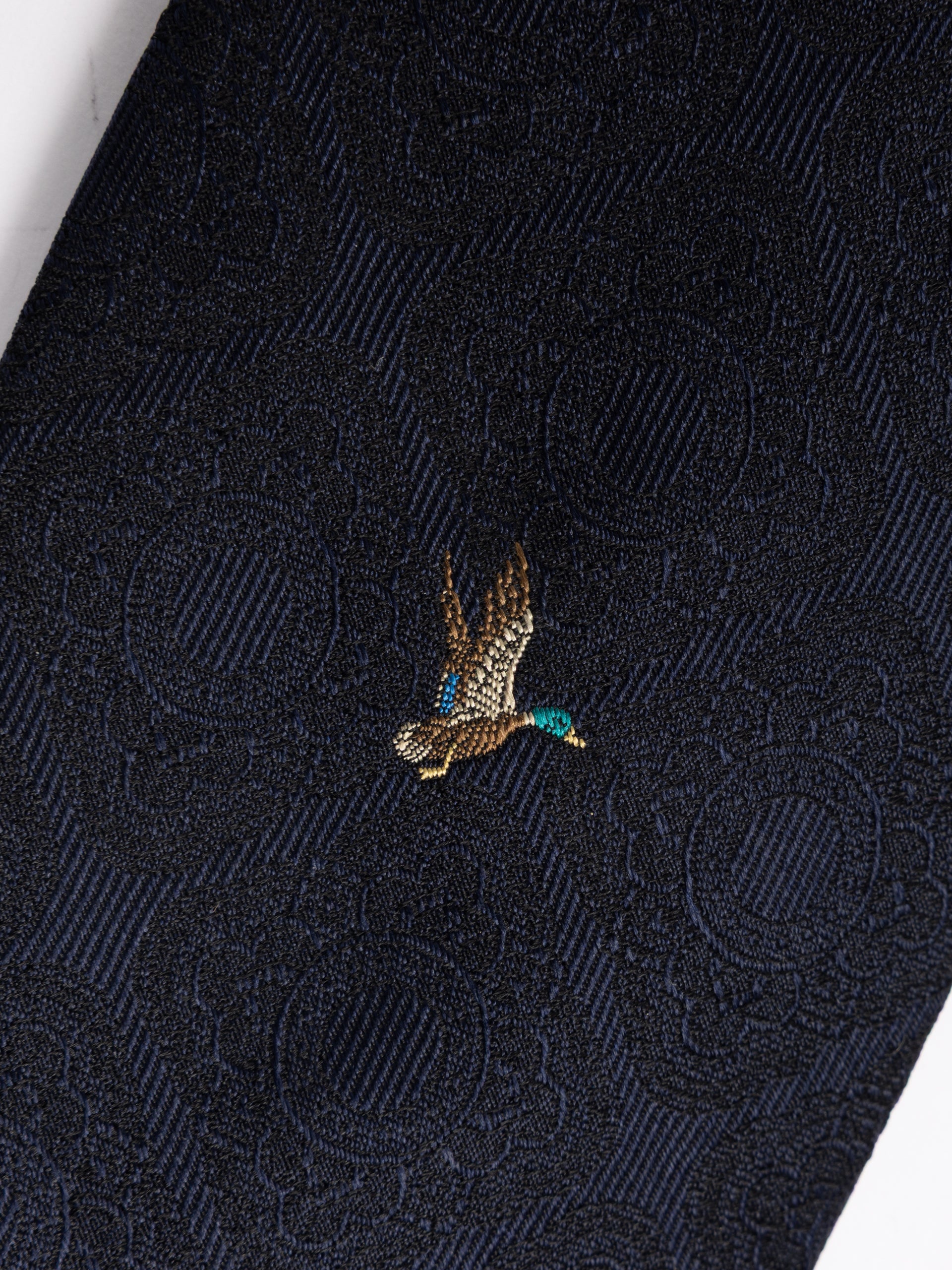 Silk Tie in Mini Duck Motif