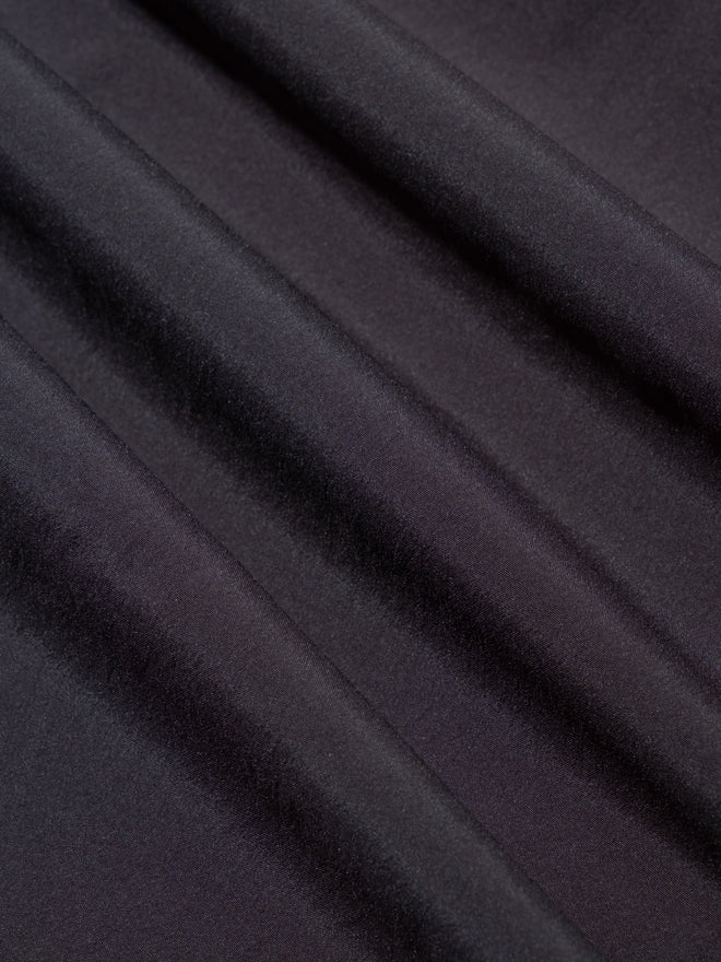 Edra Active Short in Charcoal 37.5® Technology