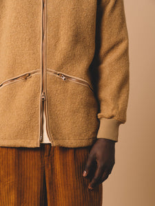 A close up of the KESTIN Dreghorn Fleece, made from a virgin wool blend.