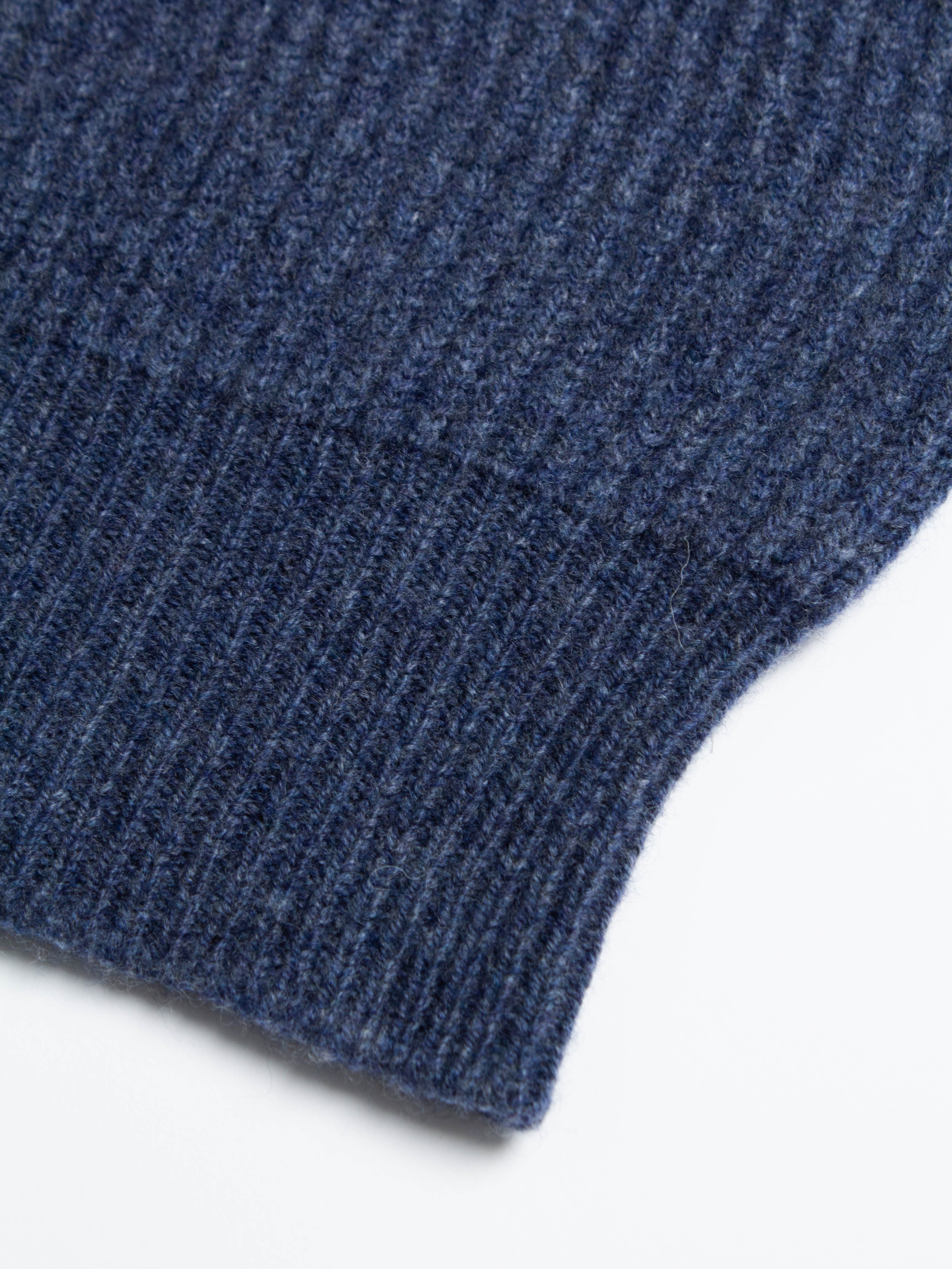 Annan Ribbed Knit in Blue (Kestin Exclusive)