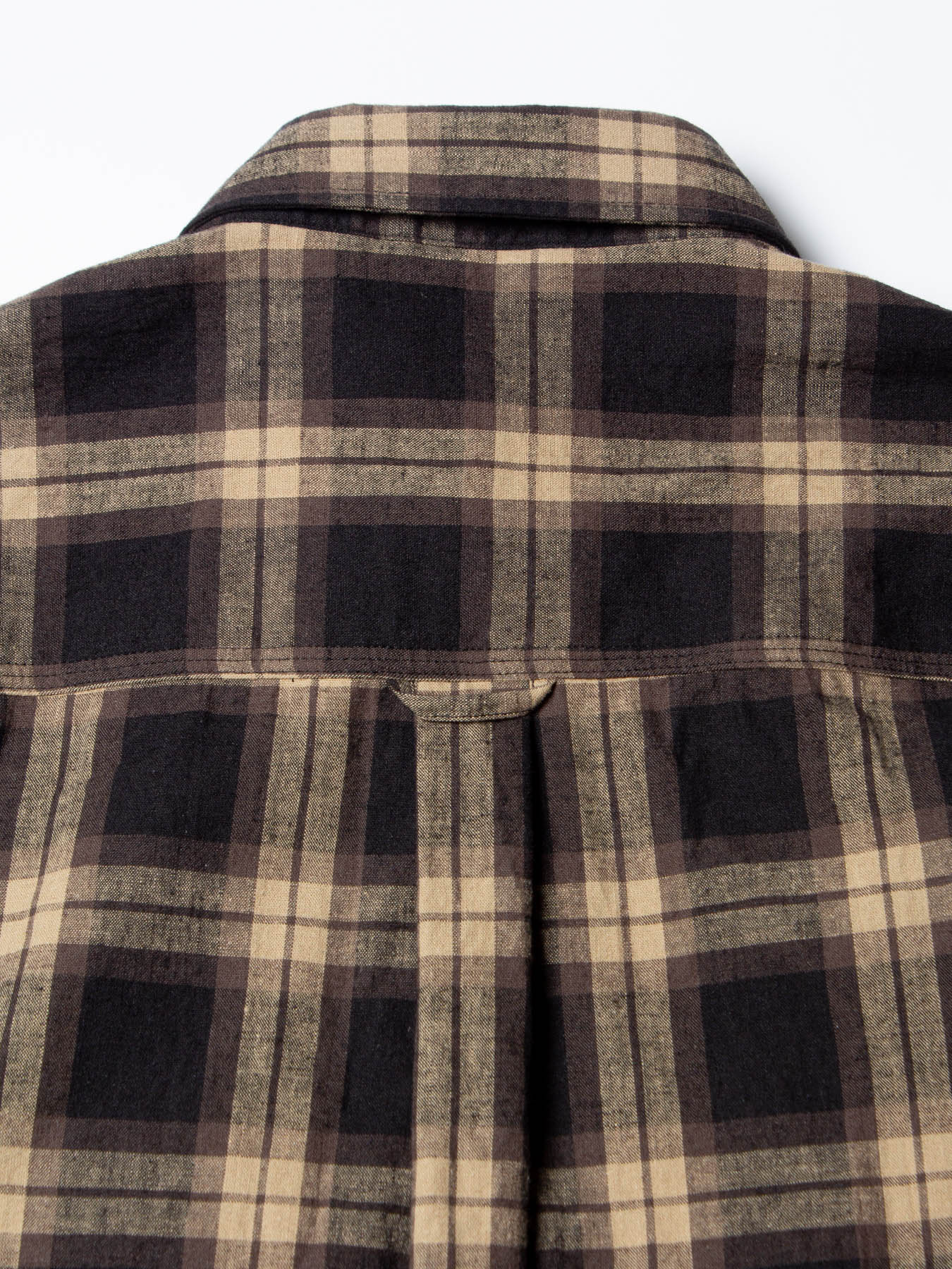 The back of the KESTIN Raeburn Shirt with a dark brown plaid check.