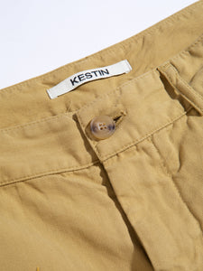 The button and fly of the KESTIN Aberlour Pant in Tan/Beige.