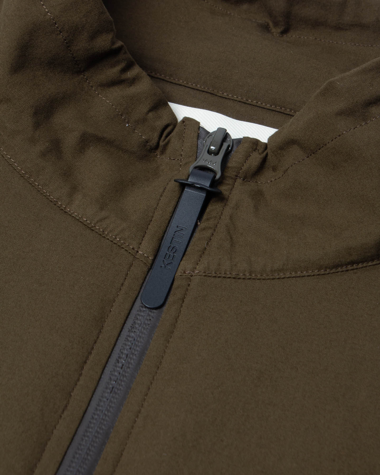 Crieff Windbreaker in Olive